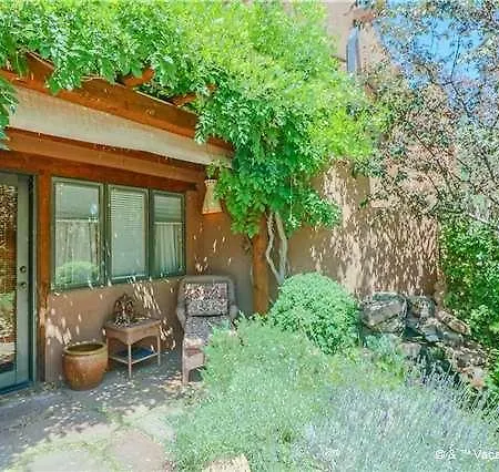 Сasa de vacaciones Alma Compound Oasis Two-bedroom Holiday